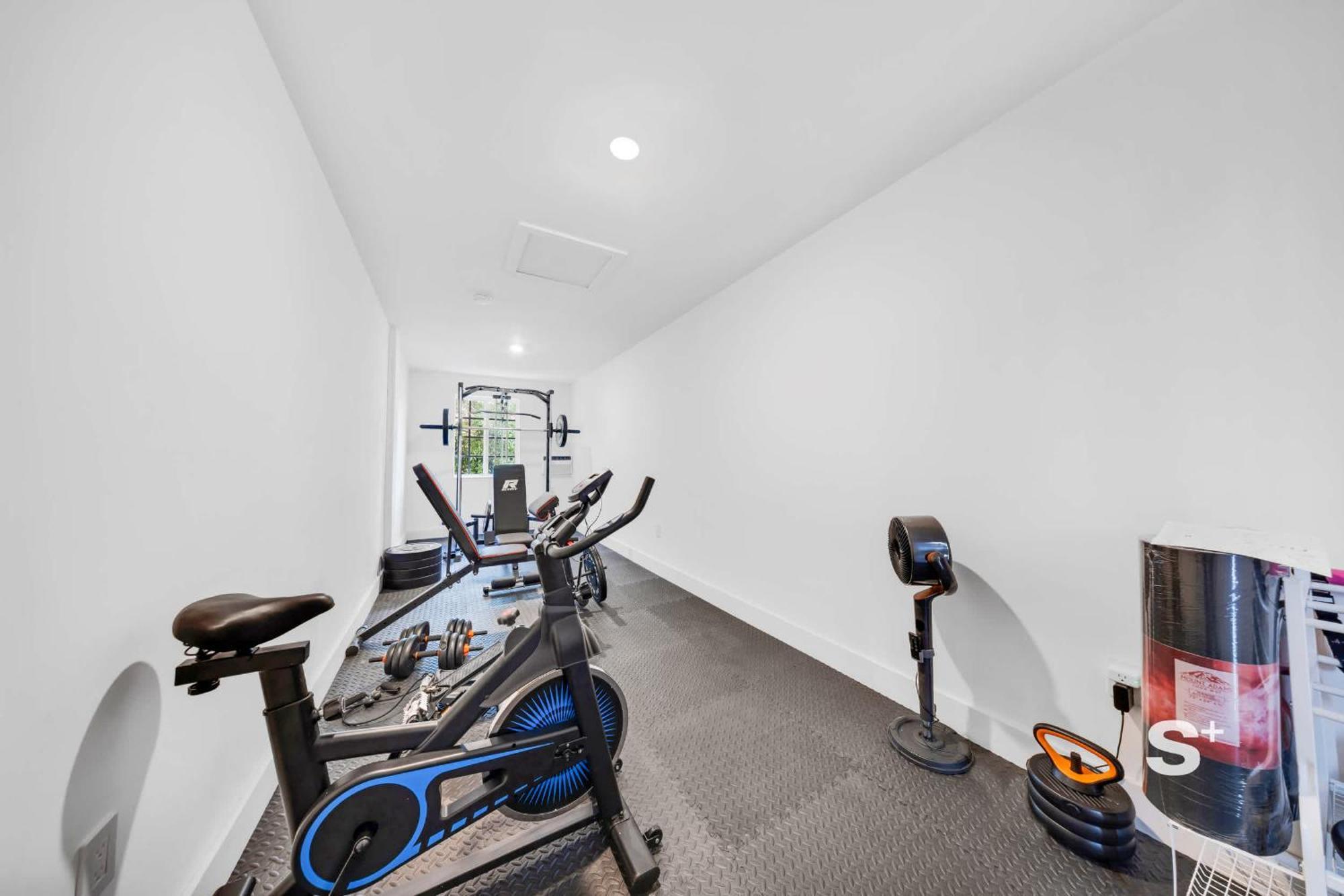 Apartment Cozy 1bd With Gym, Garden & Bbq *